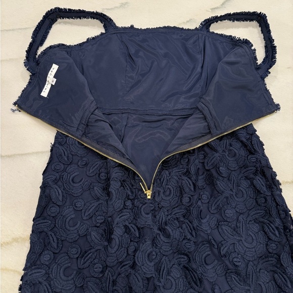 Trina Turk Dress Size 6 Navy Blue Textured Floral Embroidered Fringe Trim - Picture 10 of 14